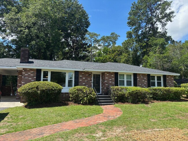 Foto del edificio - Nice home in Arcadia Lakes