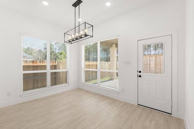 Building Photo - 295 Mallards Rim Dr