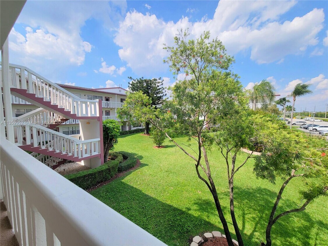 477 Fanshaw L Unit 477, Boca Raton, FL 33434 Condo for Rent in Boca