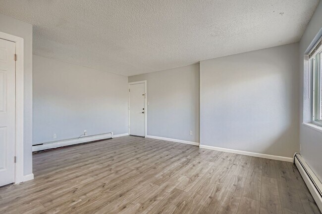 Foto del edificio - 2880 Eliot Cir