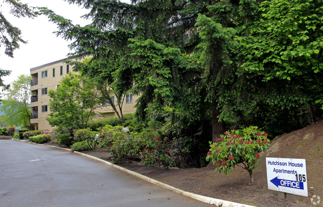Primary Photo - Hutchison House Apartments
