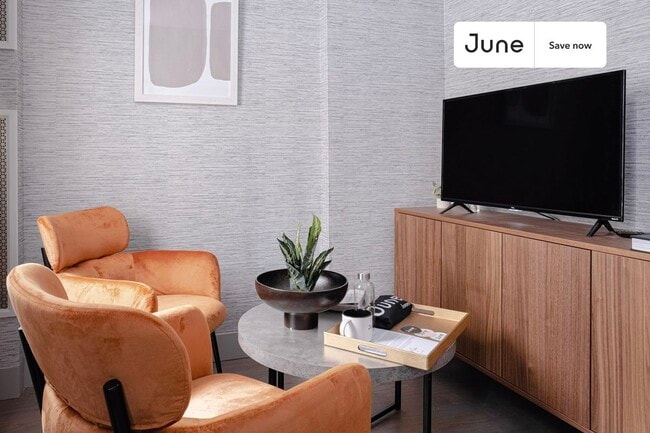 Building Photo - 944 Columbus Ave