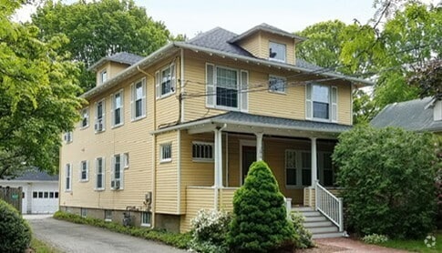 Building Photo - 1096 Highland Ave