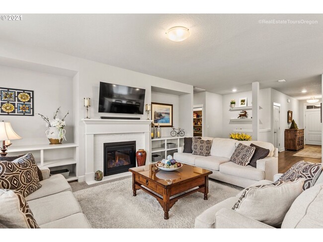 Building Photo - Stunning 3BD Home in Ridgefield!  Gourmet ...