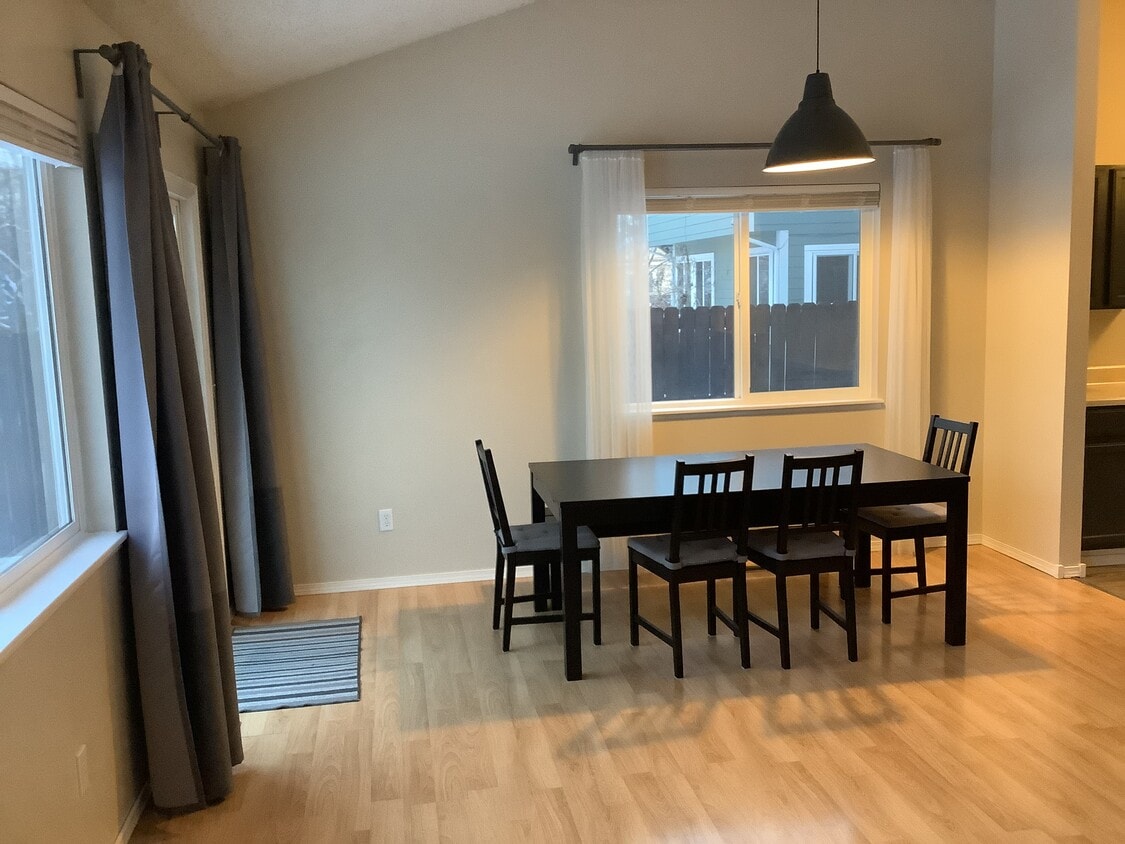 Dinning Room - 1948 Connecticut Dr