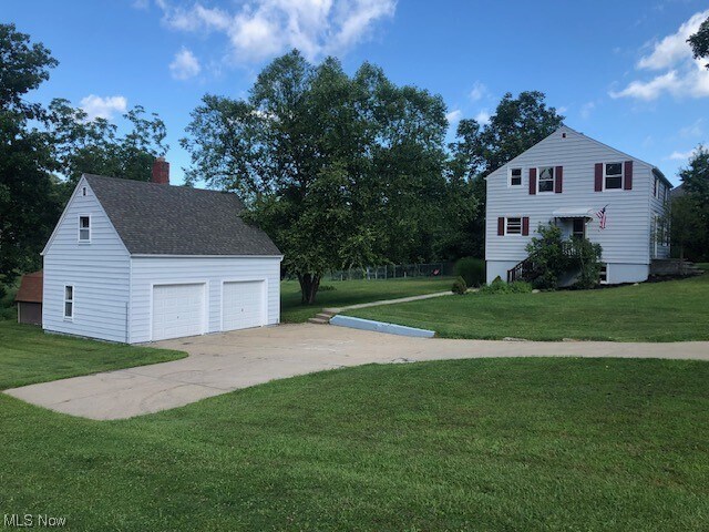 Foto del edificio - 2590 River Rd