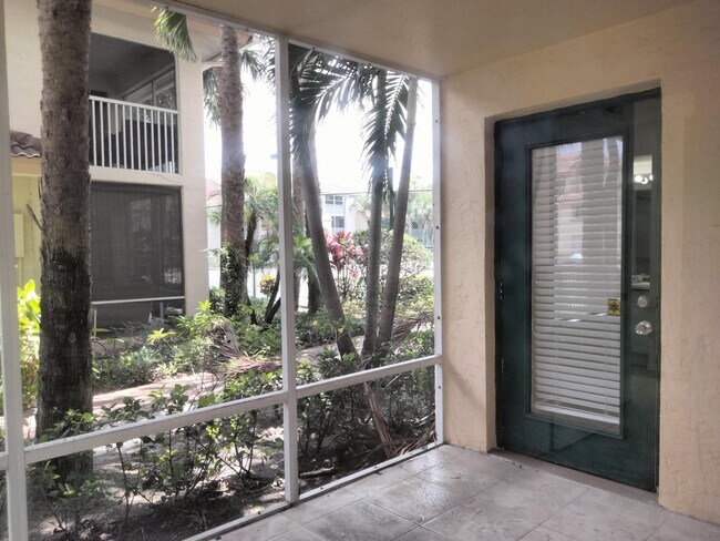 Building Photo - 17101 Glenmoor Dr