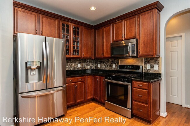 Foto del edificio - 5 br, 2.5 bath House - 3443 Ellenbrook Drive