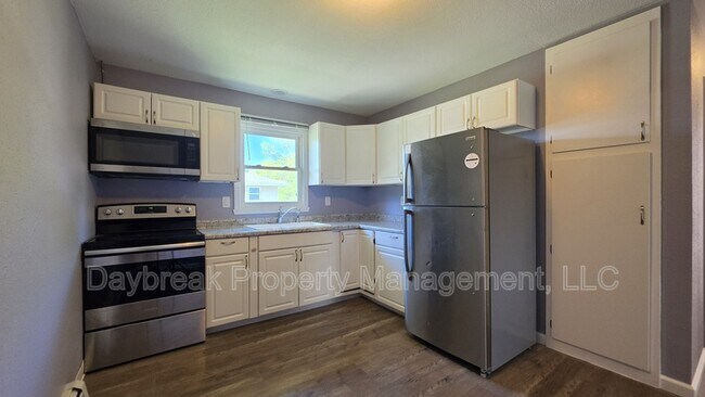 Foto del edificio - 204 4th St NW