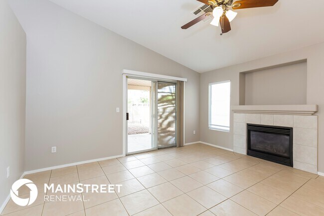 Foto del edificio - 4313 Wickford Dr