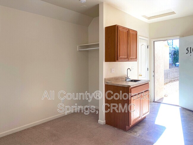 Building Photo - 510 E Cache La Poudre St