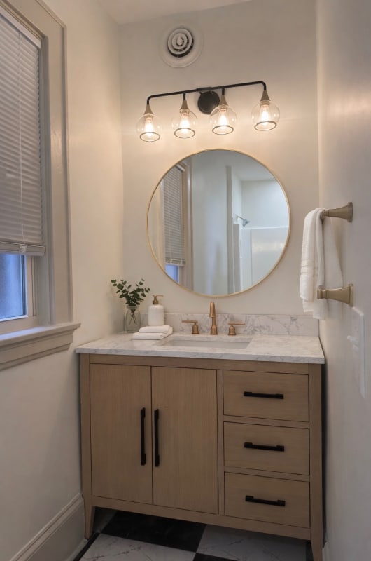 Building Photo - 2435 Williams Ave