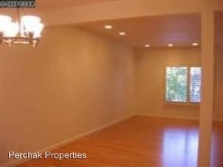 Foto del edificio - 3 br, 3.5 bath House - 1747 Geary Road