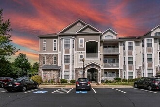 Building Photo - 507 Sunset View Terrace SE