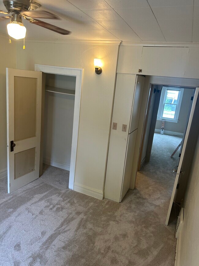 Foto del edificio - 3041 S Hanson Ave