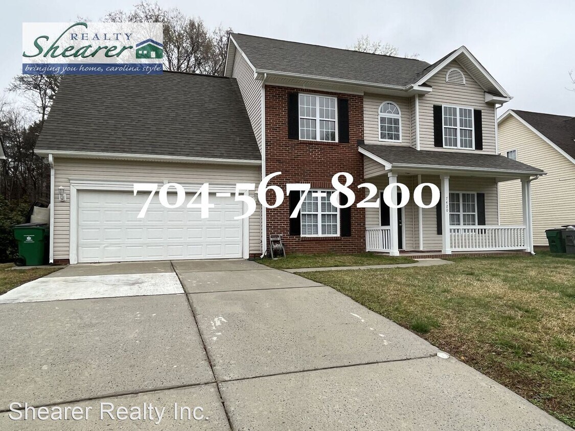 3 br, 2.5 bath House 7420 Frances Irene House Rental in Charlotte, NC