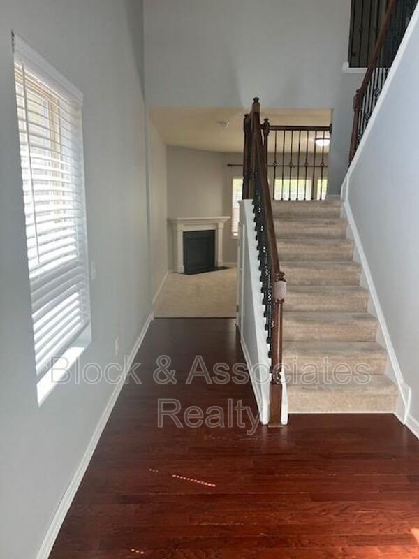 Foto del edificio - 1052 Spacious Skies Ln