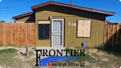 Building Photo - 118 W Wilson Ave