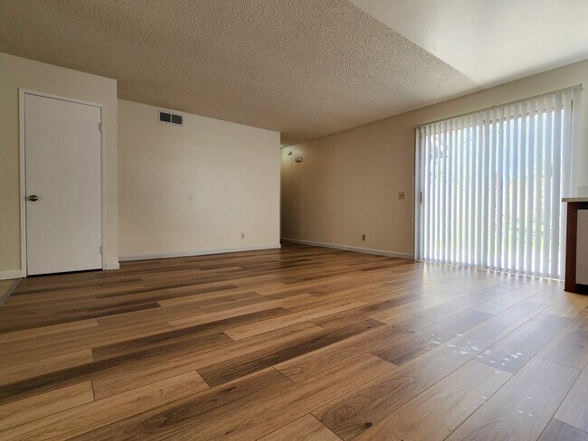 Building Photo - Newly Upgraded 3Bd,2Ba Home in Jurupa Valley