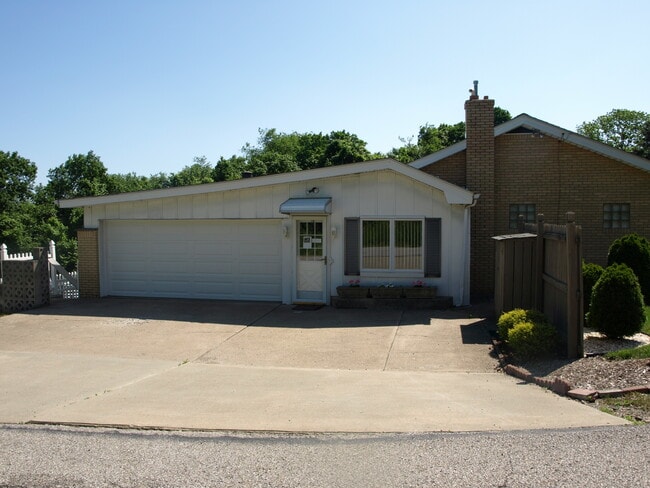 Two car garage with opener - 275 Lincoln Hall Rd