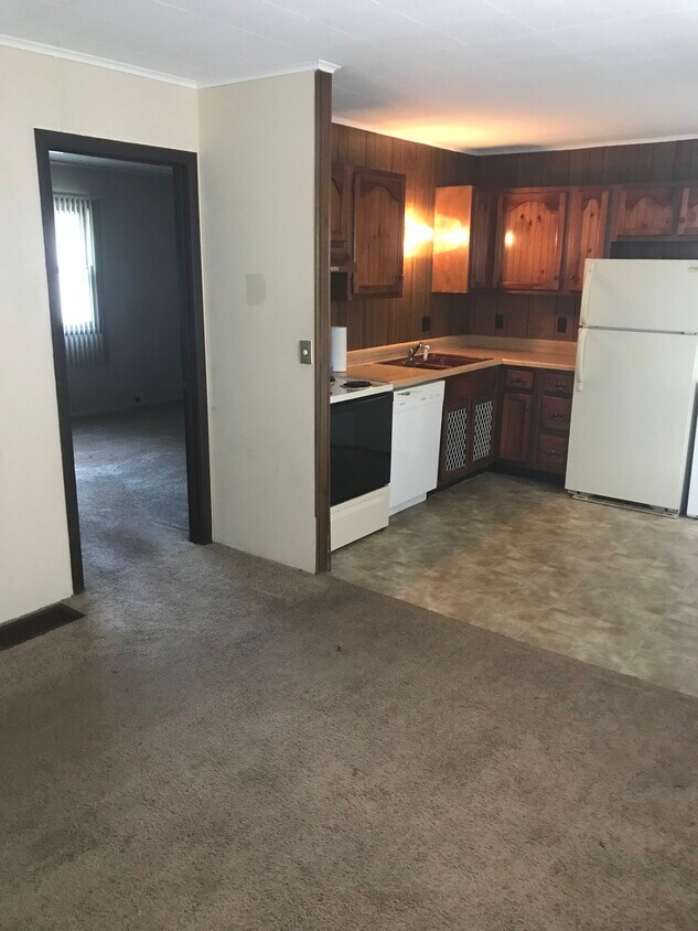 Back Bedroom, kitchen and dining area - 729 W Vine St