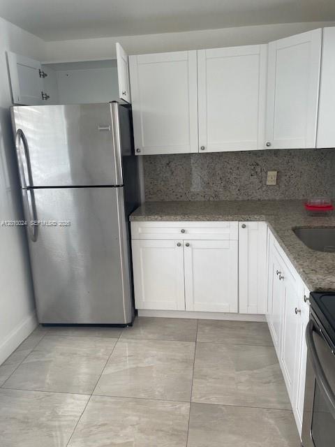 Foto del edificio - 16450 Miami Dr