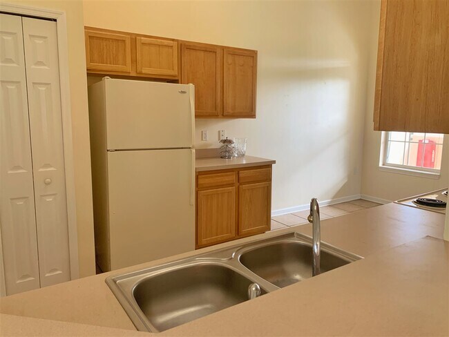 Building Photo - 1501 Carnoustie Ct