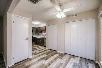 Interior Photo - TOWNHOMES AT MCNAUGHTEN