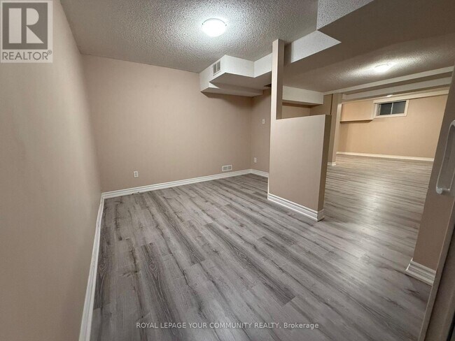 Photo du bâtiment - 2 Osprey Ridge Rd