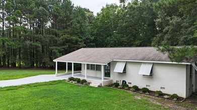 Building Photo - 10588 Buffalo Rd