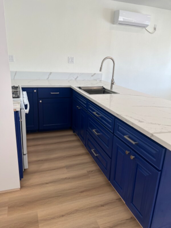 Foto del edificio - 249 E Graham Ave