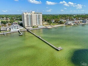 Building Photo - 825 Bayshore Dr