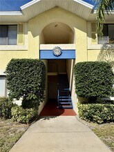 Building Photo - 90 Hidden Lake Dr