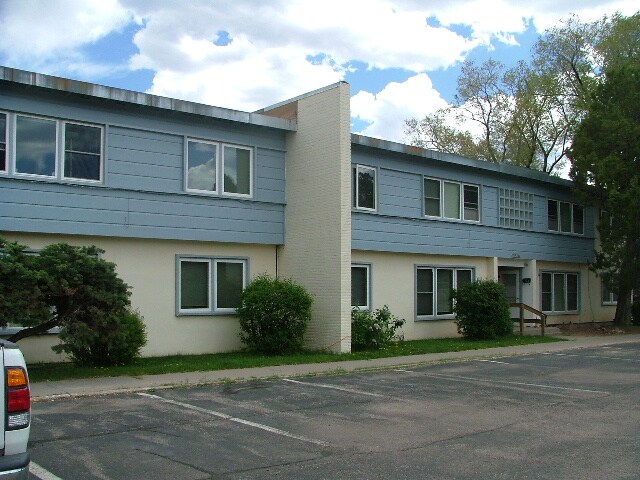 Primary Photo - 1701 Peach
