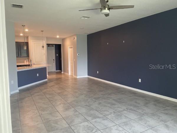 Building Photo - 1125 Saguaro St