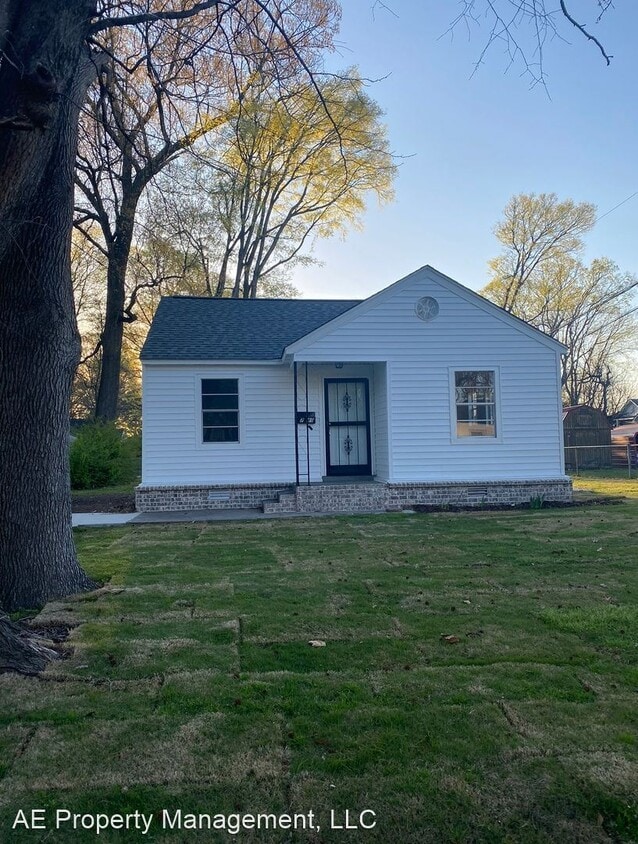 2 br, 1 bath House 7940 Pryor Place House for Rent in Millington