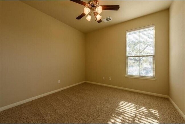 Foto del edificio - 14001 Avery Ranch Blvd