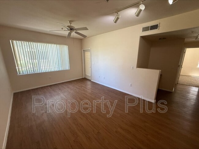 Building Photo - 18416 N Cave Creek Rd