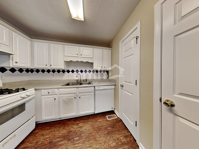 Foto del edificio - 2766 Horseshoe Bend Road