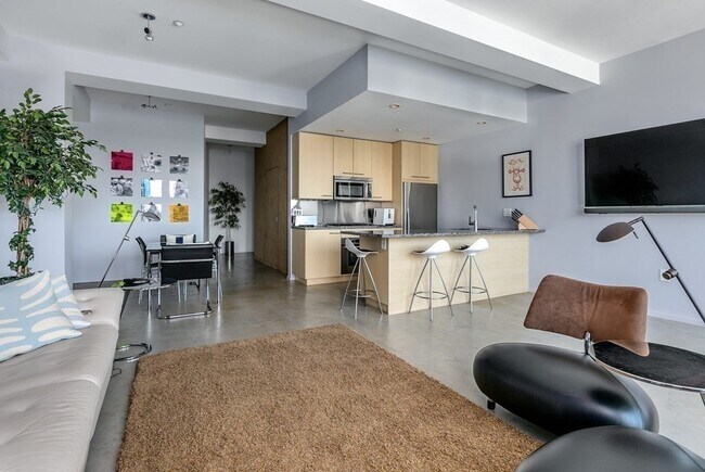 Foto del edificio - 1166 Washington St
