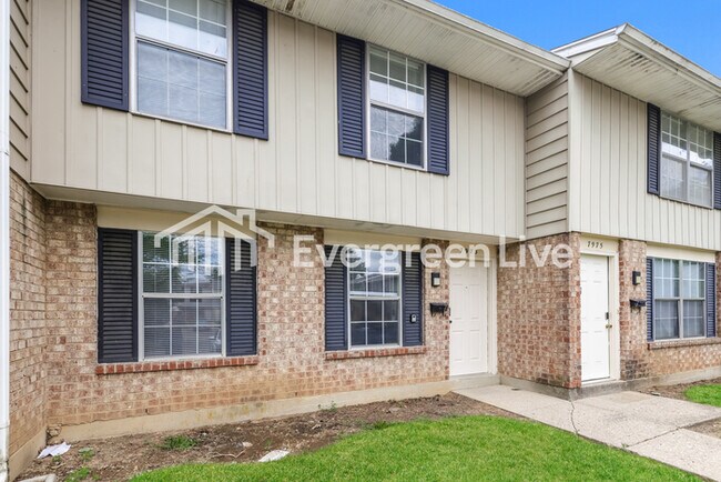 Foto del edificio - 7973 Mt Hood