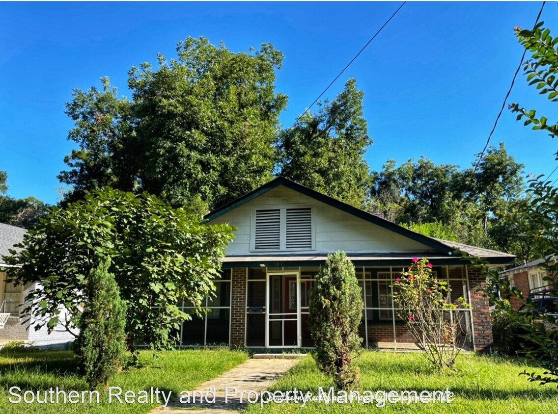 Primary Photo - 3 br, 1 bath House - 1911 Capitol Avenue