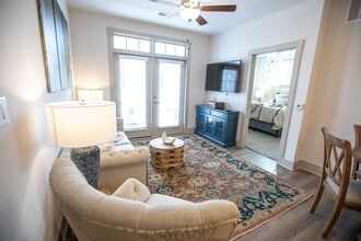 Building Photo - Berkmar Landing Apartments