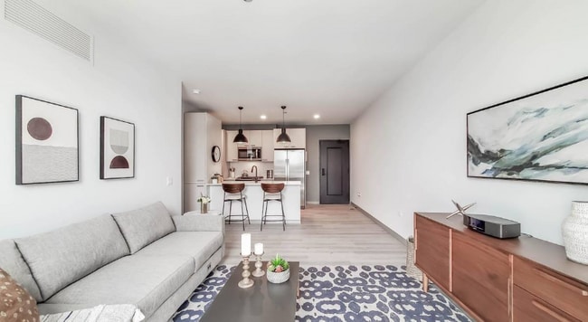 Photo - 2183 N Elston Ave Apartment