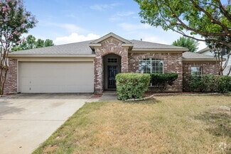 Building Photo - 1626 Redwood Dr