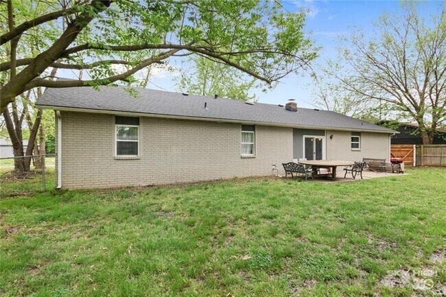 Foto del edificio - 405 SW 10th St