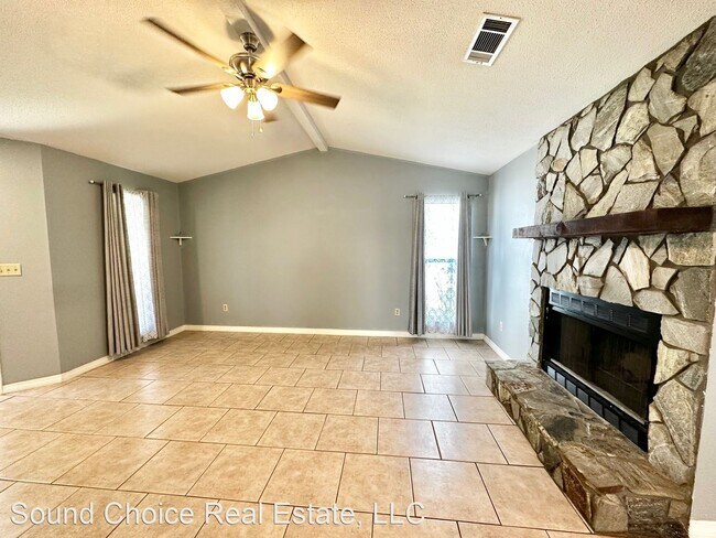 Foto del edificio - 3 br, 2 bath House - 130 Meadowbrook Court
