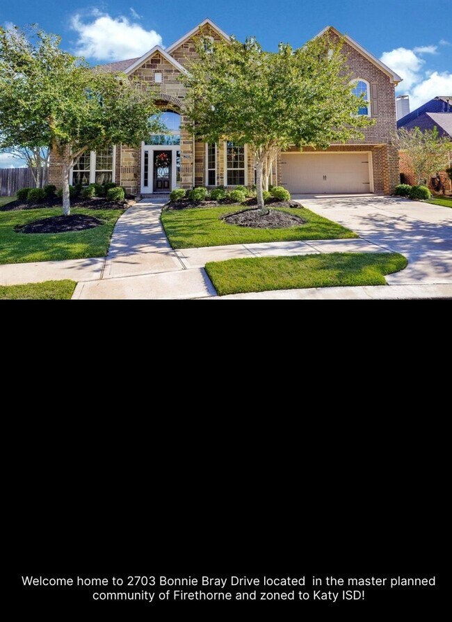 Foto del edificio - 2703 Bonnie Bray Dr