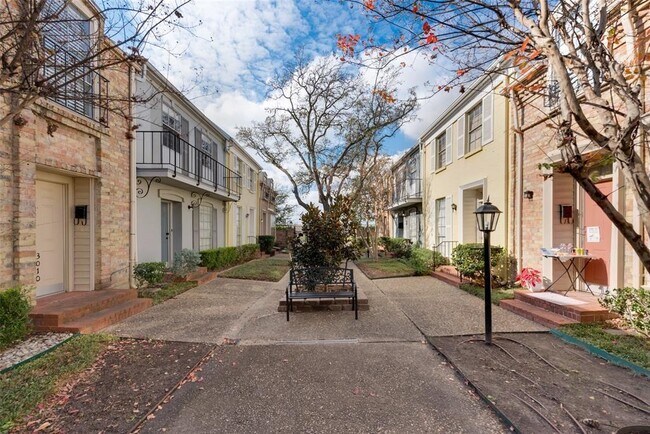 Foto del edificio - 3008 Brockbank Ct