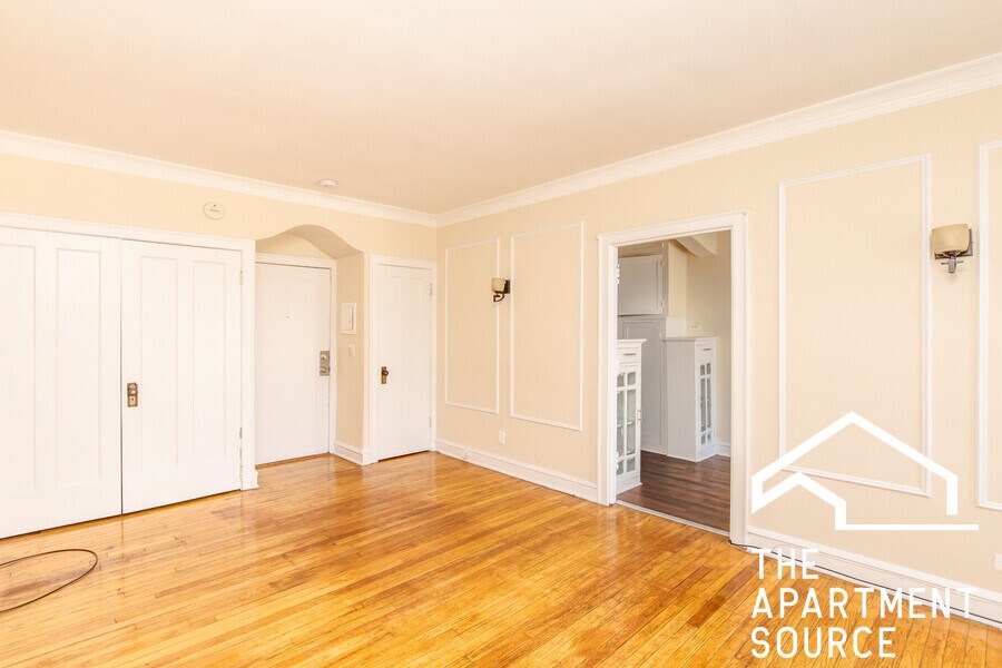 Primary Photo - 2801 N Keating Ave